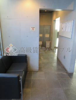 セレビア新宿御苑前 の画像2