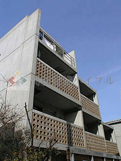 ラティエラ学芸大学 の画像3
