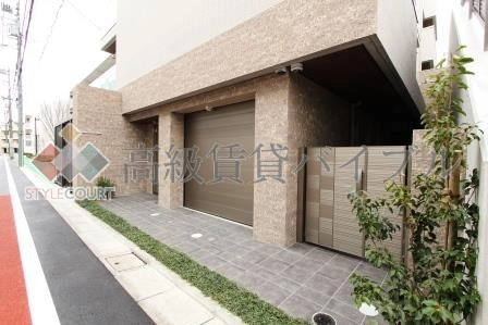 コリンシア の画像4