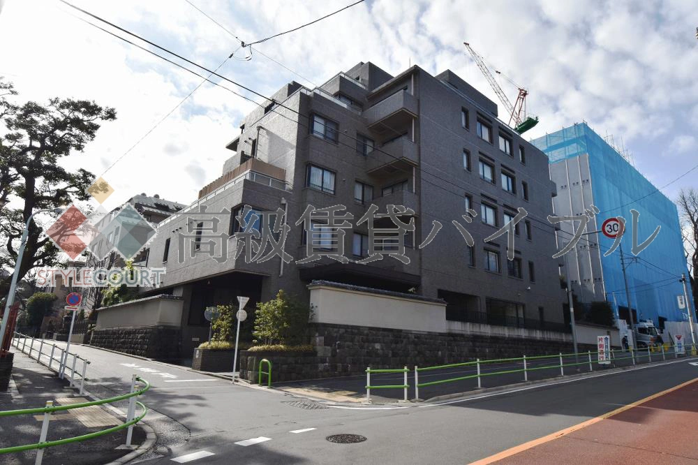 綱町ホームズ の画像4