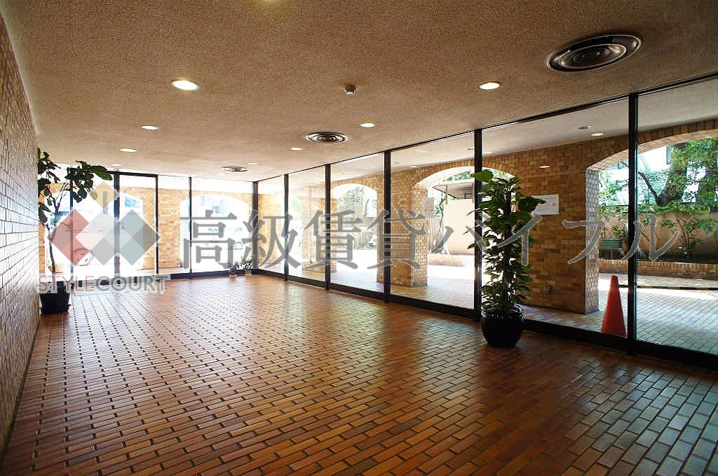 王子パレス青山 の画像6