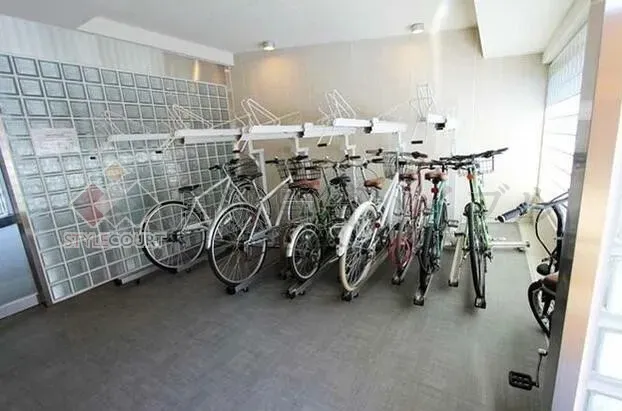 代官山BLESS の画像5