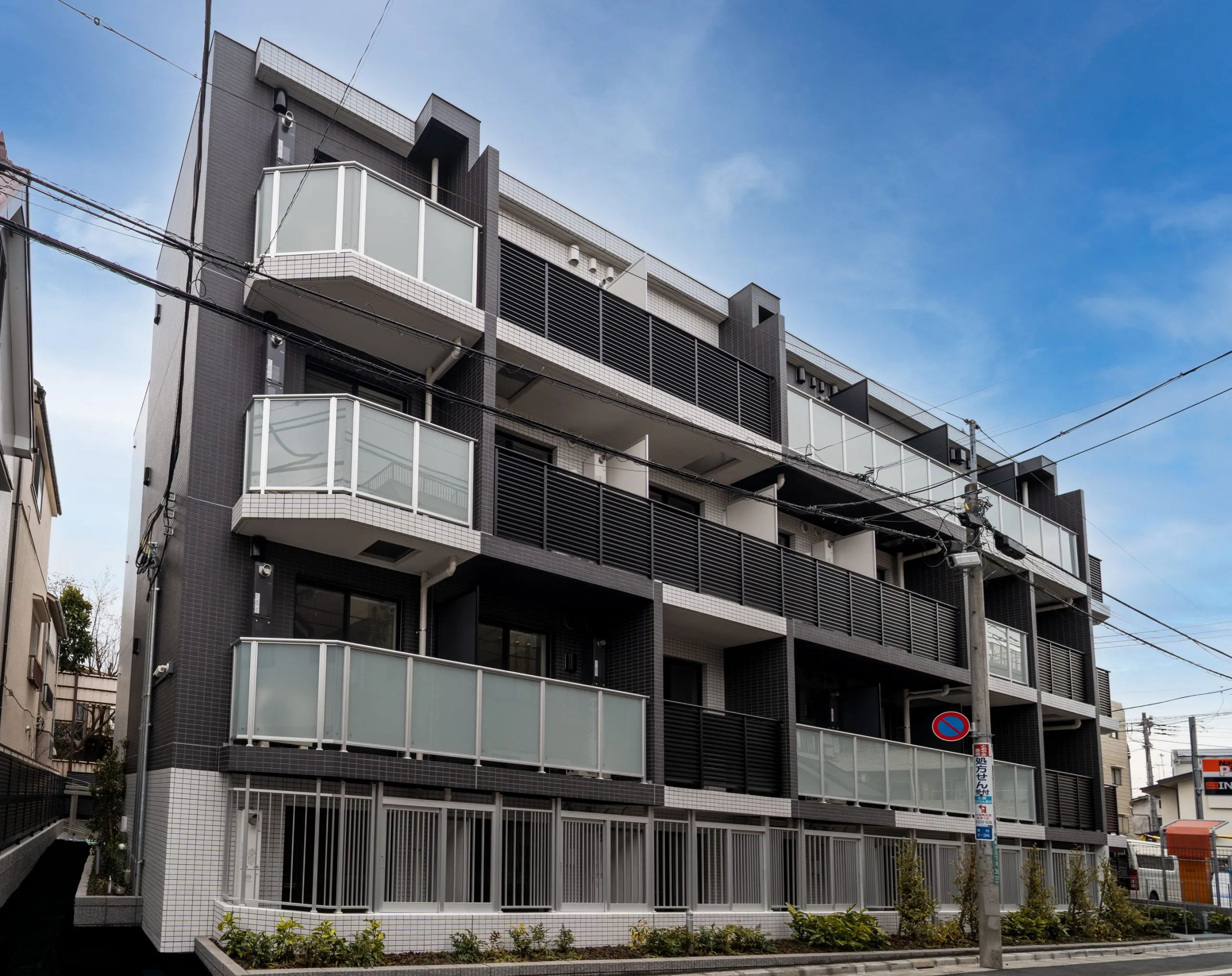 レオーネ方南町