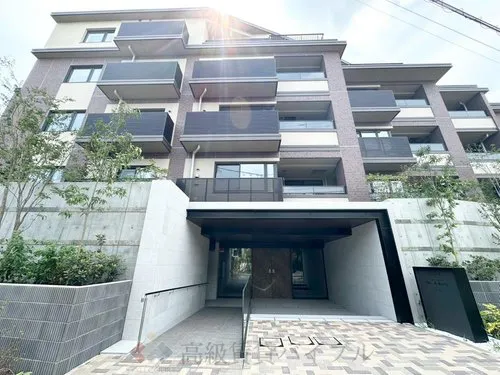 アトラスシティ千歳烏山グランスイート風ノ棟