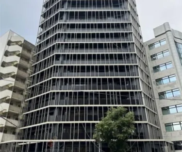 ズーム新宿御苑前