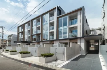 ヴァロータ氷川台