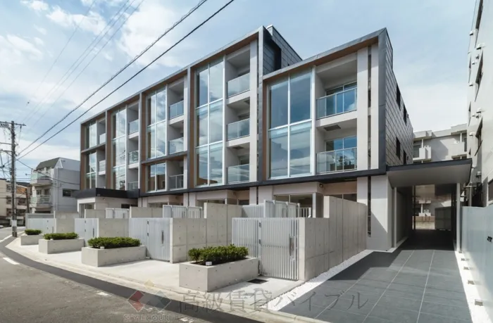 ヴァロータ氷川台