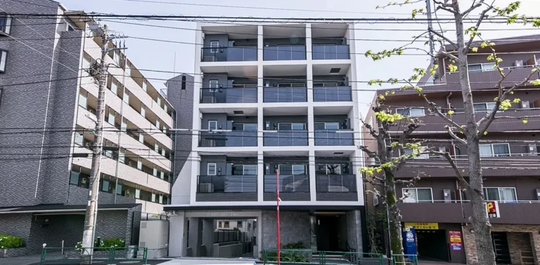 メゾン・クロイゾン